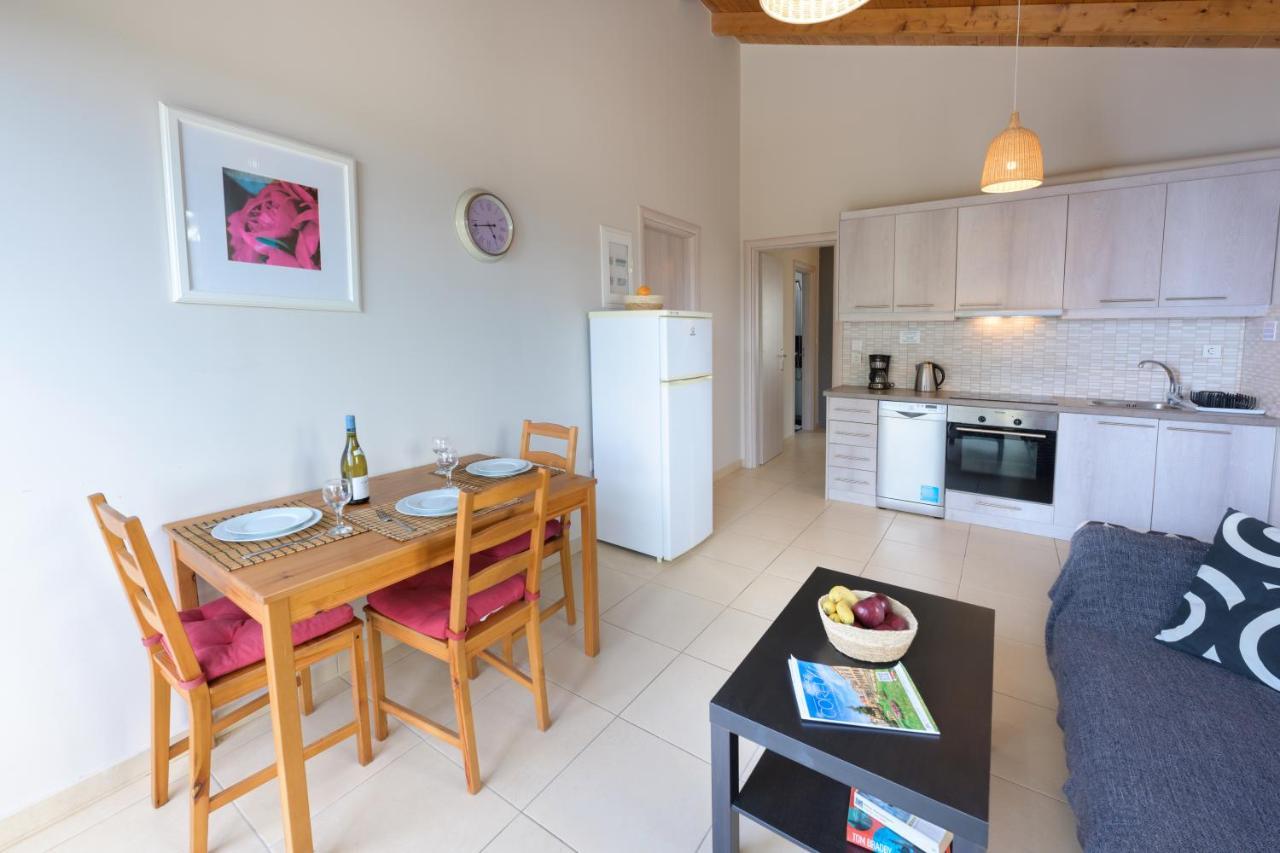 Pangolas Apartments Paxos Longós 외부 사진