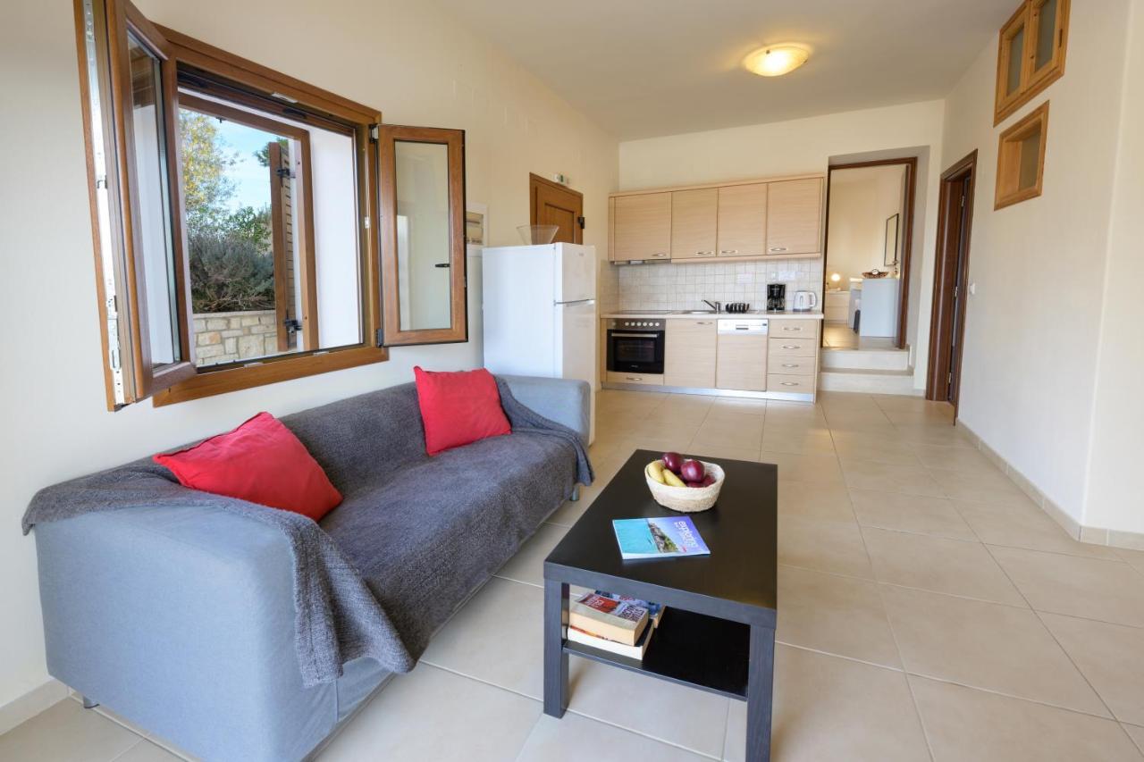 Pangolas Apartments Paxos Longós 외부 사진