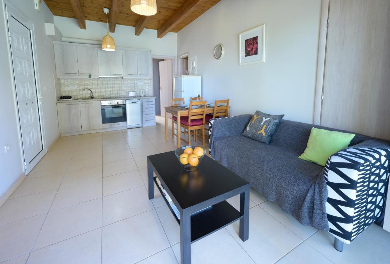 Pangolas Apartments Paxos Longós 외부 사진