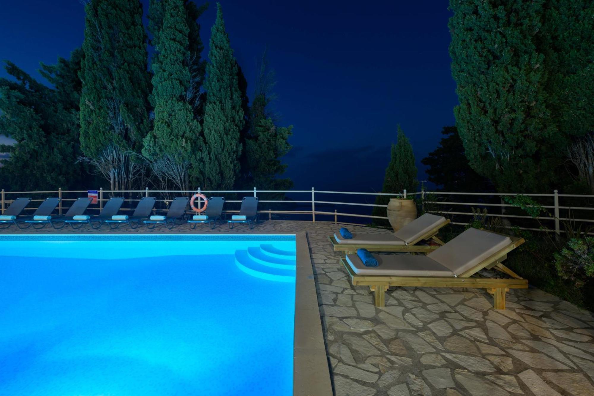 Pangolas Apartments Paxos Longós 외부 사진