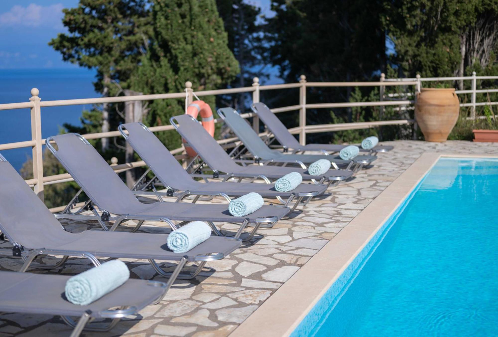 Pangolas Apartments Paxos Longós 외부 사진