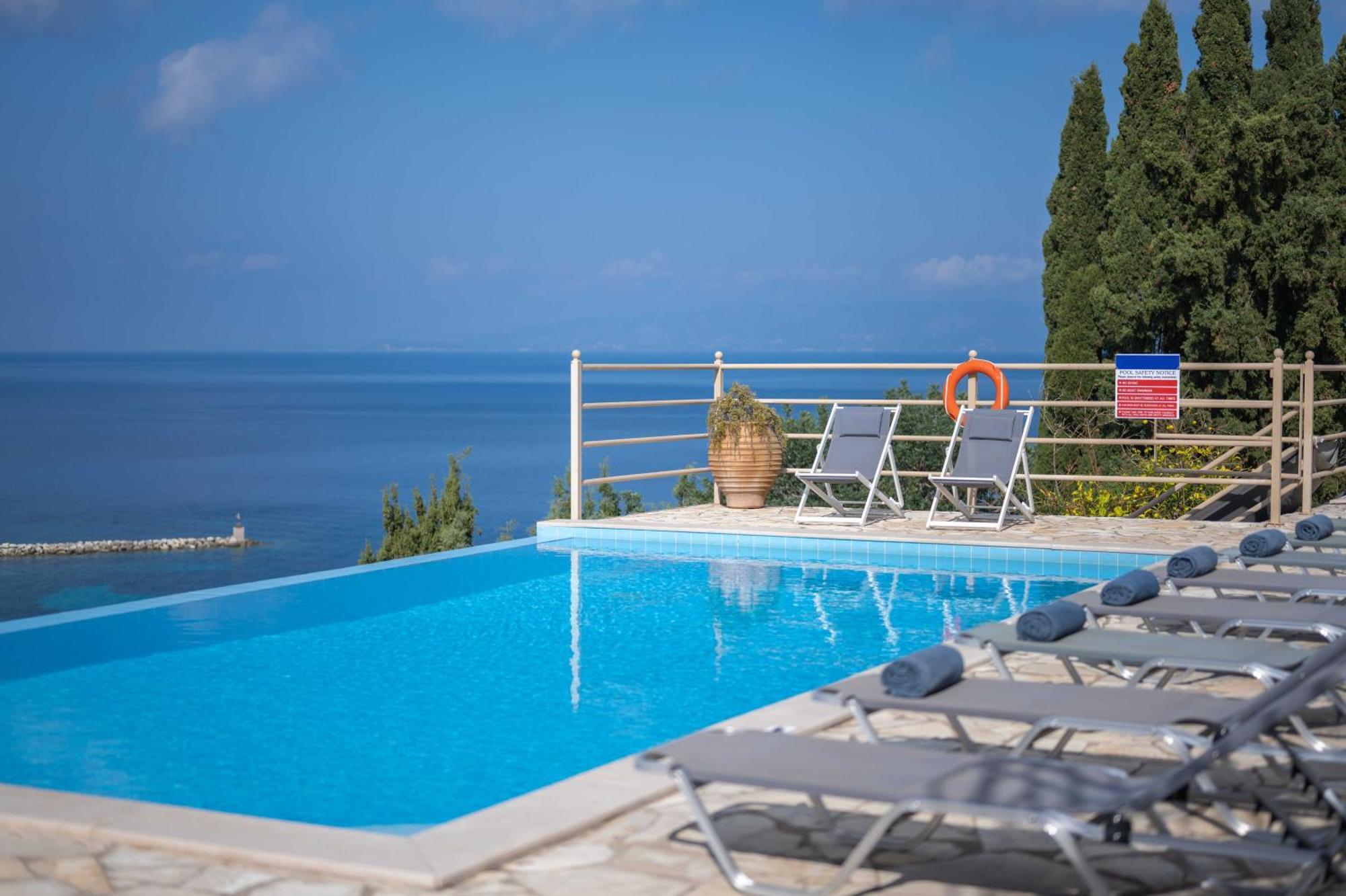 Pangolas Apartments Paxos Longós 외부 사진
