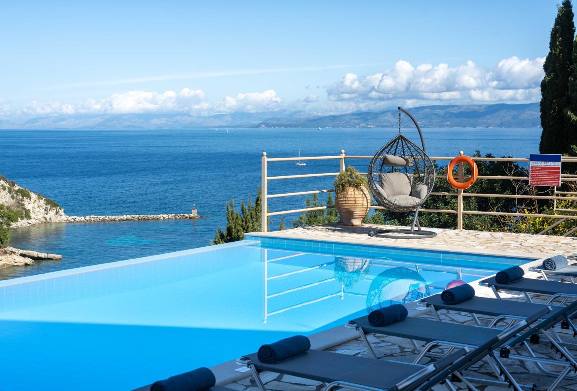 Pangolas Apartments Paxos Longós 외부 사진