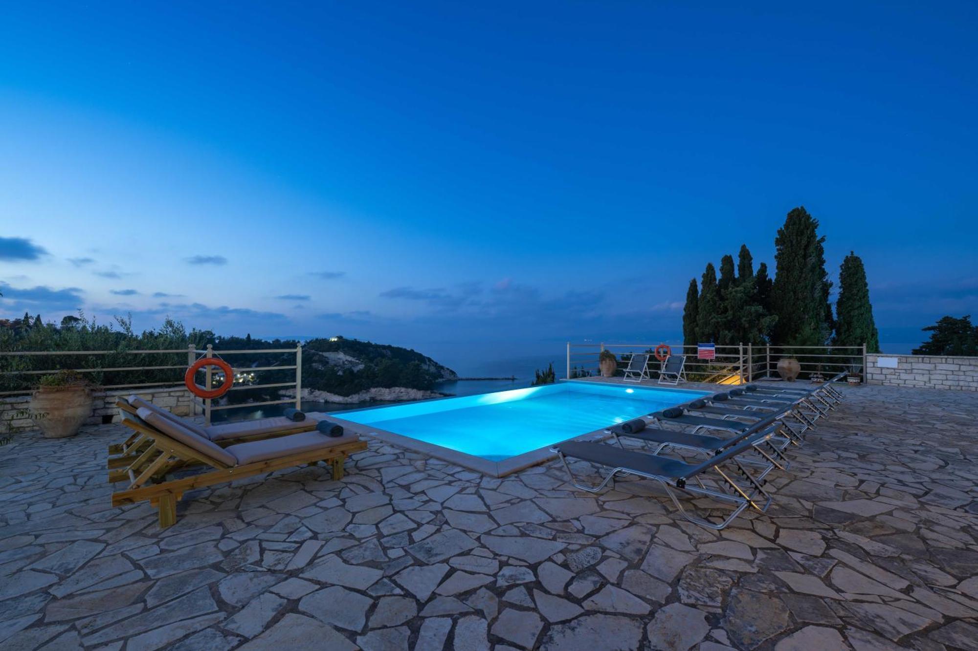 Pangolas Apartments Paxos Longós 외부 사진